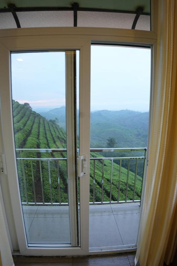 Vaga Mist Resort Vagamon Idukki Ngoại thất bức ảnh